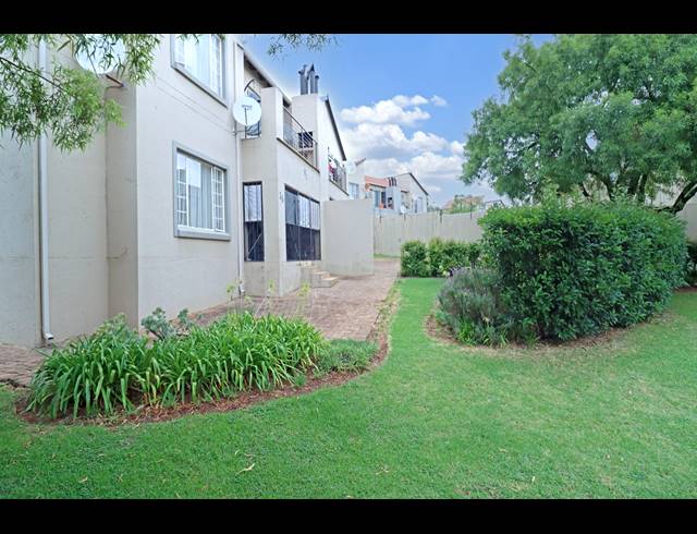 2 BEDROOM APARTMENT FOR SALE IN NORTHGATE